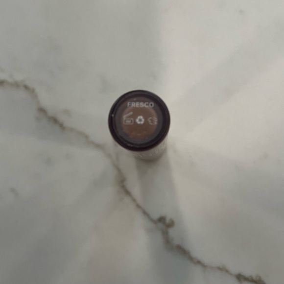 Ilia Liquid Powder Eye Tint - Picture 3 of 9